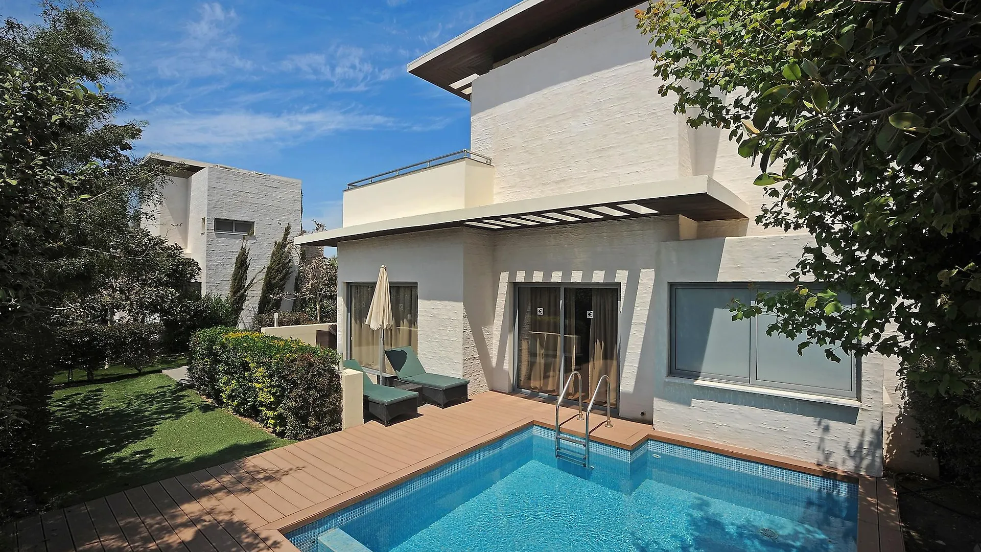 E-Hotel Larnaca Resort & Spa Perivolia Hotel