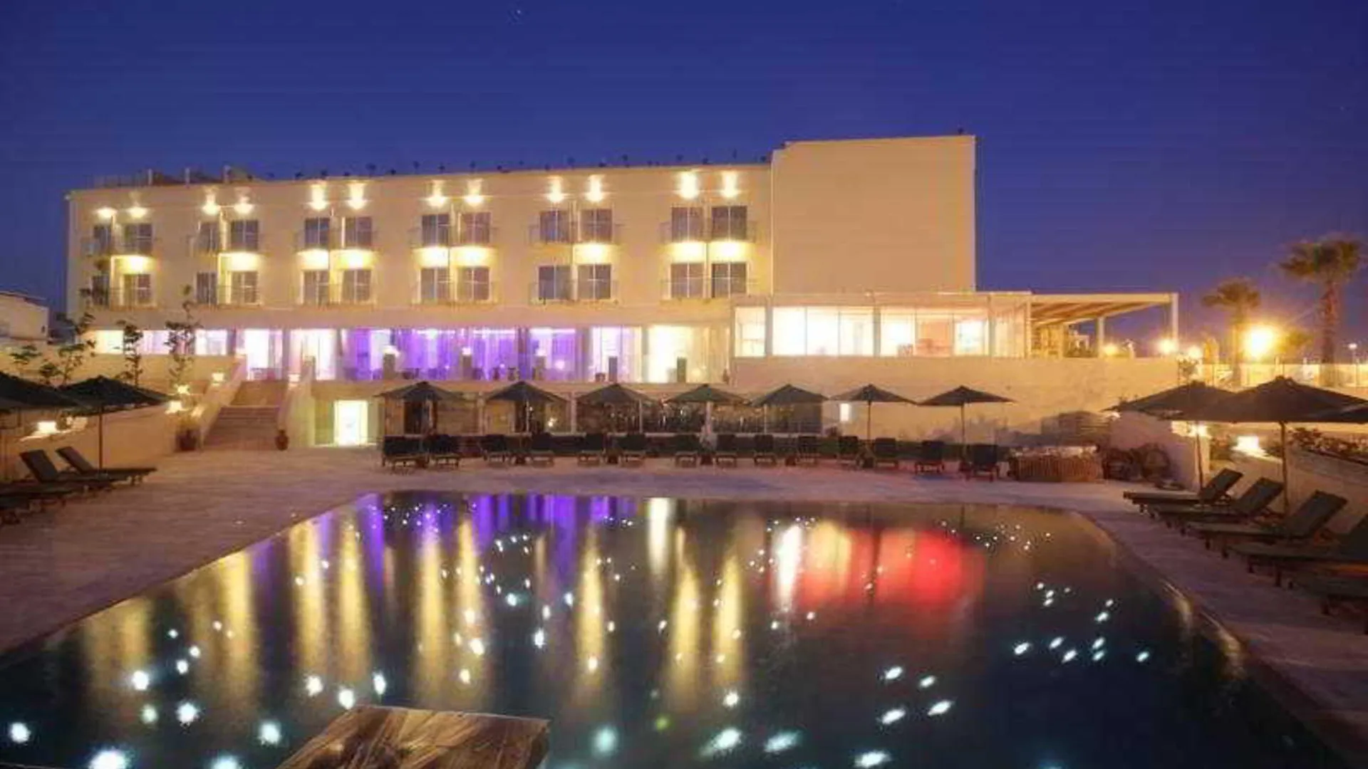 E-Hotel Larnaca Resort & Spa Perivolia Hotel